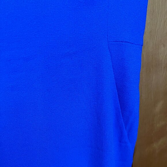 NWT! Brilliant Royal Blue Capped Sleeve Dress // H&M Women's Size 10 - Picture 5 of 7